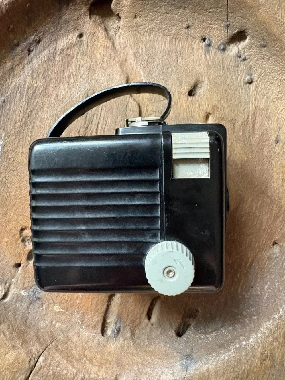 Vintage Kodak Brownie Hawkeye flash box retro film camera collectible UNTESTED